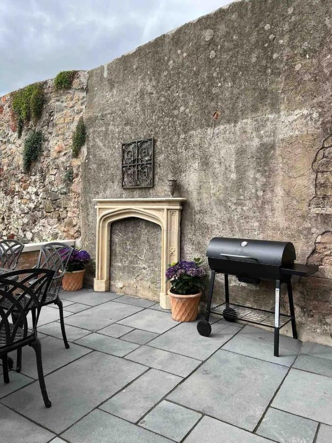Converted Victorian Coach House With Hot Tub Stewartstown Eksteriør bilde