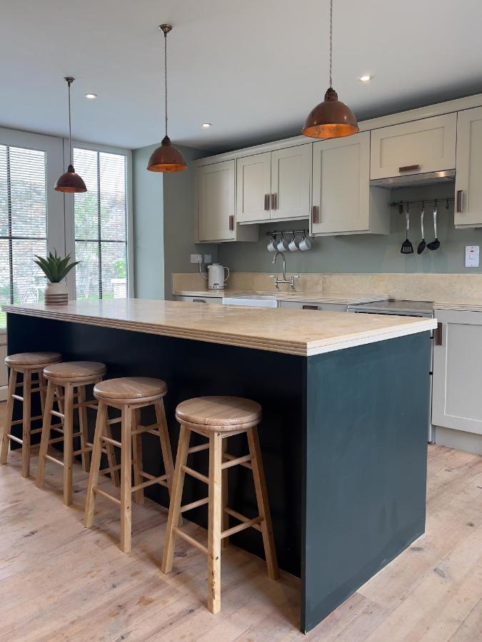 Converted Victorian Coach House With Hot Tub Stewartstown Eksteriør bilde